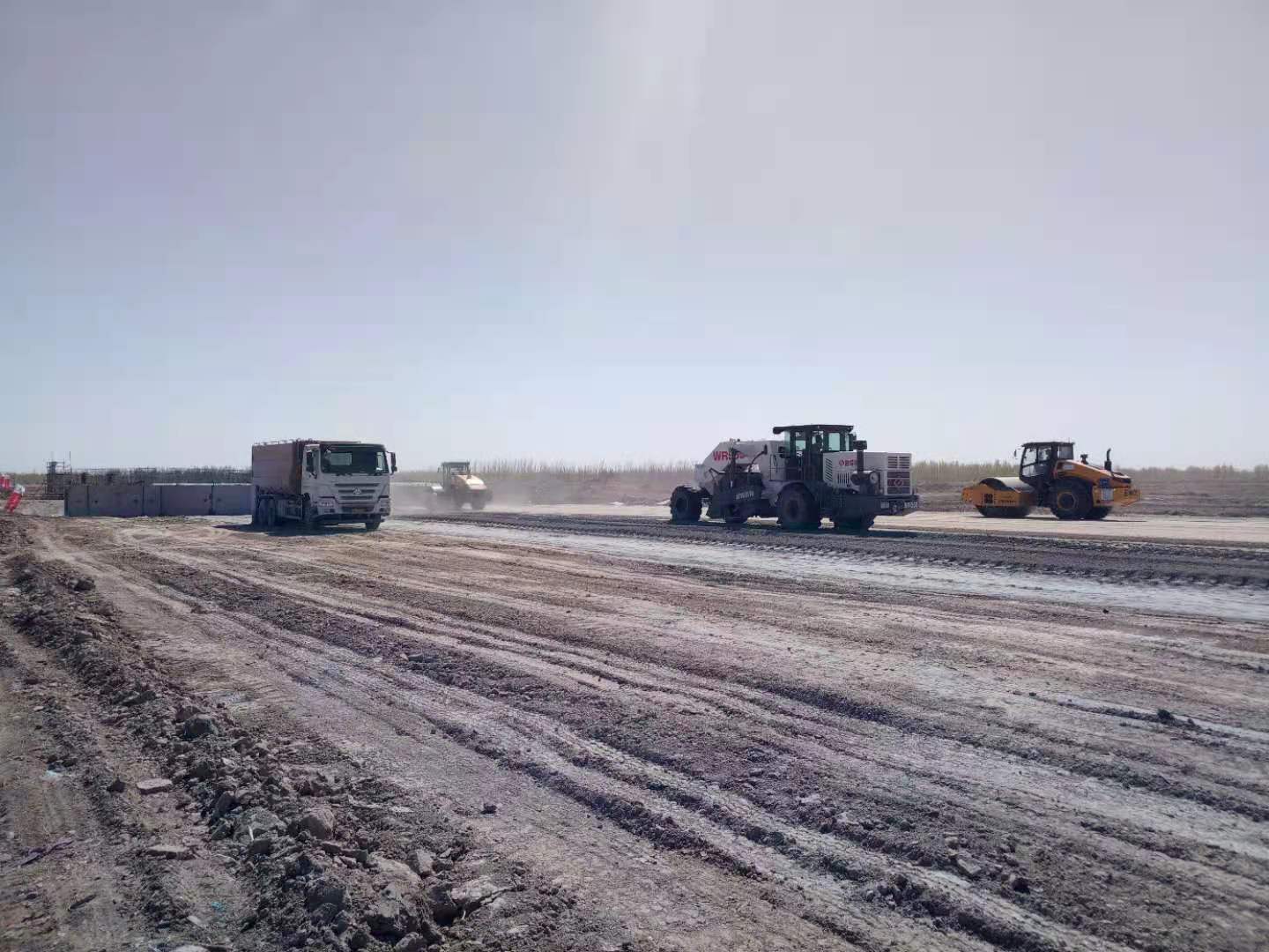 冷再生機(jī)是干什么用的